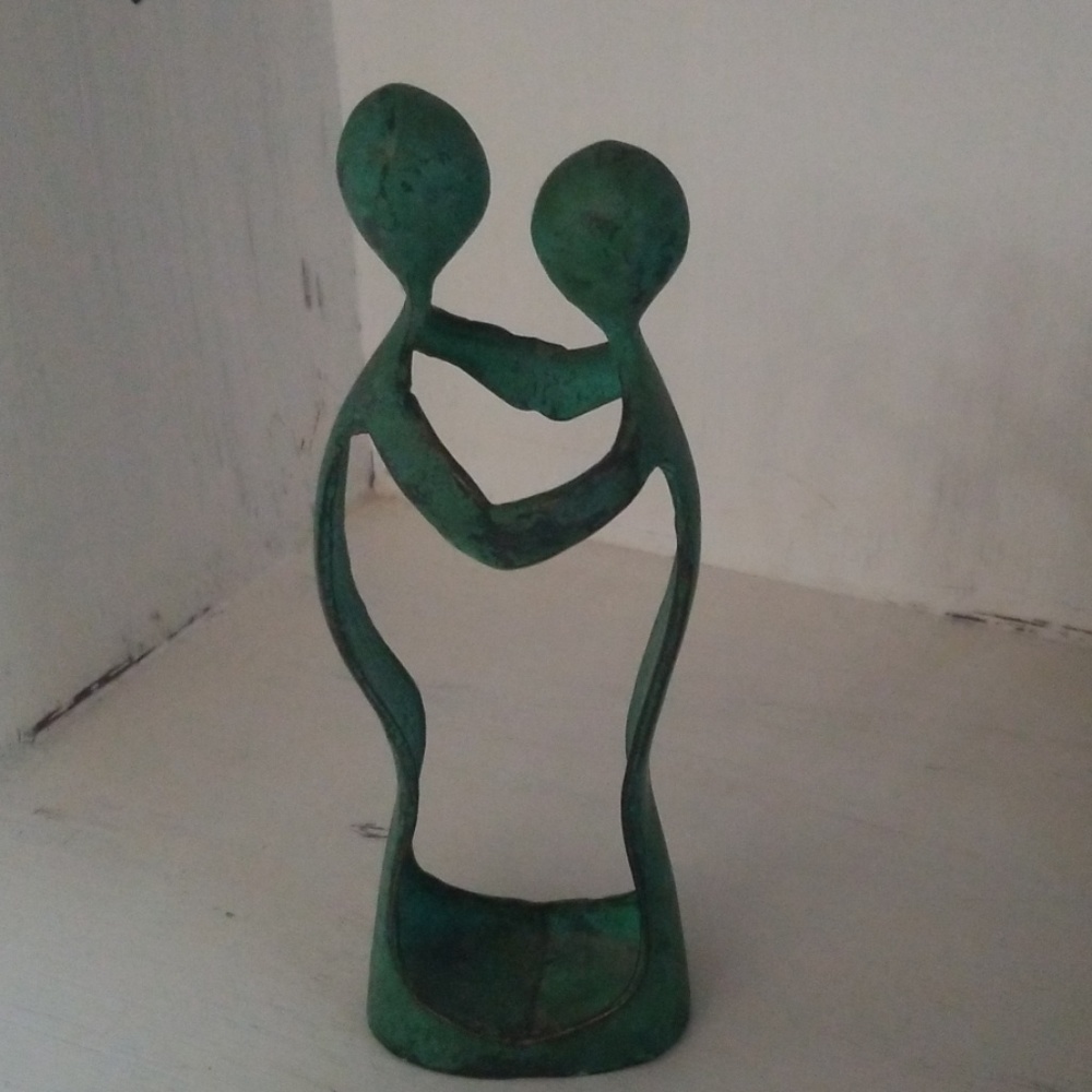 Abstract Statue - Picture 2 of 3